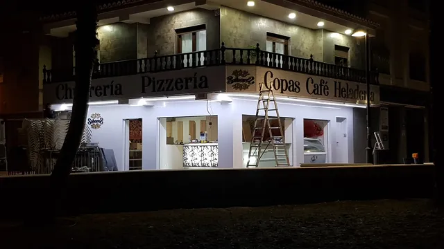 Trabajo de fachadas realizado por Rótulos Pixeles, proyecto 14