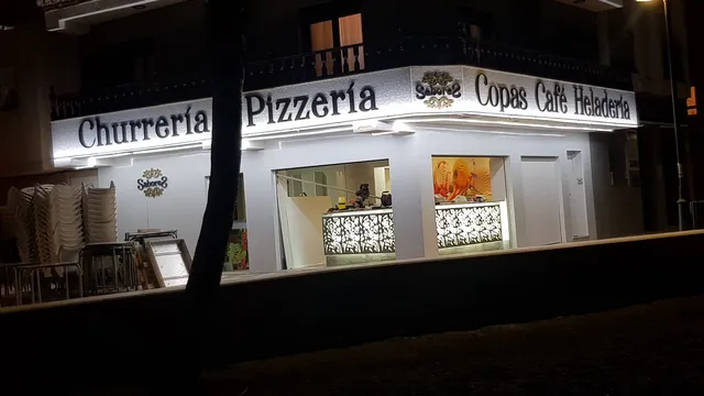 Trabajo de fachadas realizado por Rótulos Pixeles, proyecto 21