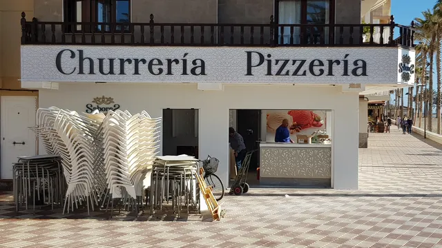 Trabajo de fachadas realizado por Rótulos Pixeles, proyecto 22
