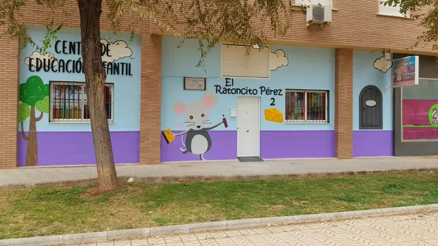 Trabajo de fachadas realizado por Rótulos Pixeles, proyecto 34