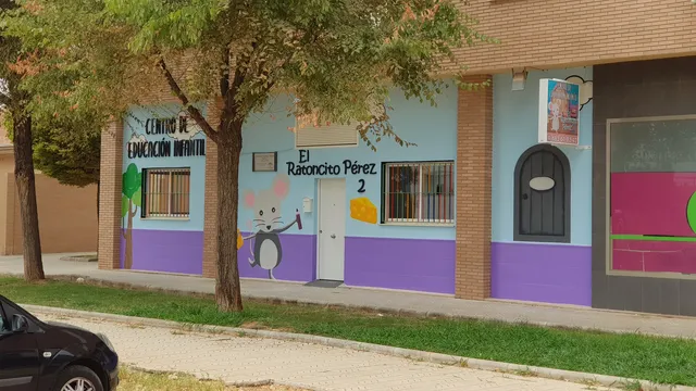 Trabajo de fachadas realizado por Rótulos Pixeles, proyecto 37