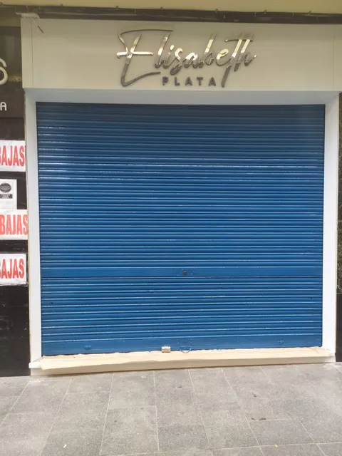 Trabajo de fachadas realizado por Rótulos Pixeles, proyecto 47