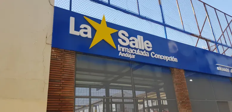 Trabajo de letras corpóreas realizado por Rótulos Pixeles, proyecto 1