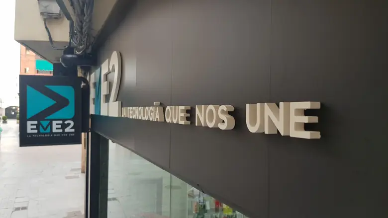 Trabajo de letras corpóreas realizado por Rótulos Pixeles, proyecto 15