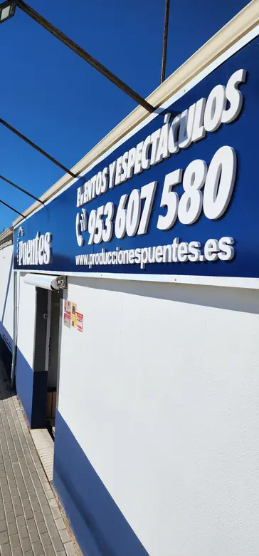 Trabajo de letras corpóreas realizado por Rótulos Pixeles, proyecto 84