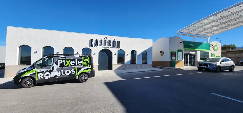 Trabajo de letras corpóreas realizado por Rótulos Pixeles, proyecto 96