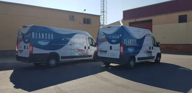 Trabajo de rotulación de vehículos realizado por Rótulos Pixeles, proyecto 14