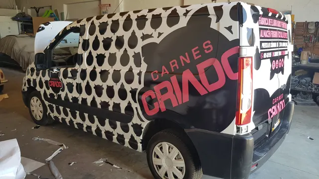 Trabajo de rotulación de vehículos realizado por Rótulos Pixeles, proyecto 19
