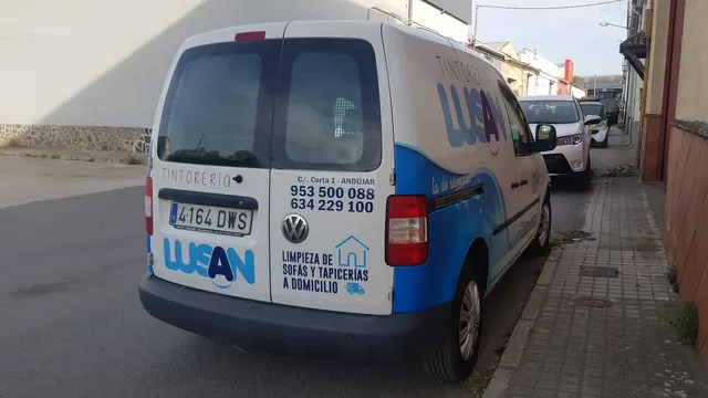 Trabajo de rotulación de vehículos realizado por Rótulos Pixeles, proyecto 61